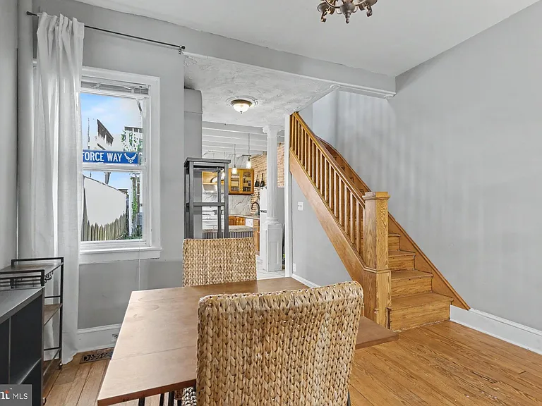 14 Poultney St — Photo 6