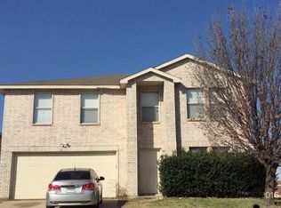 6123 De Lollis Dr, Grand Prairie, TX 75052