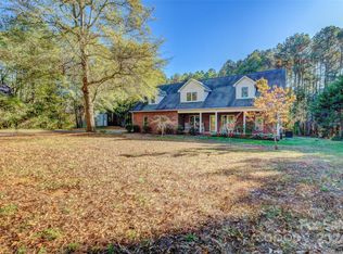 1515 Delview Rd, Cherryville, NC 28021