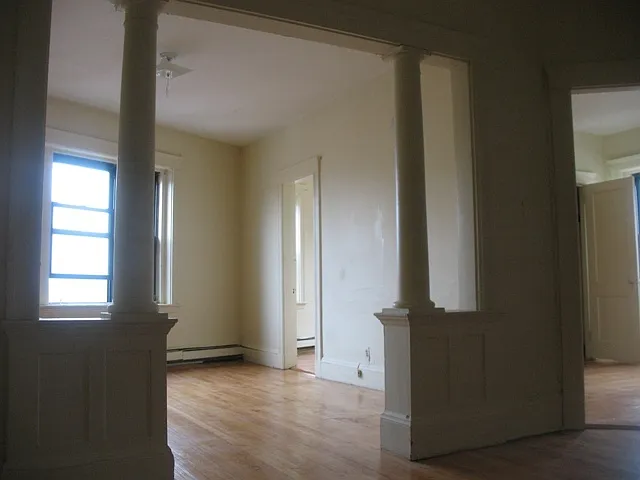 366 Centre St #7-A — Photo 18