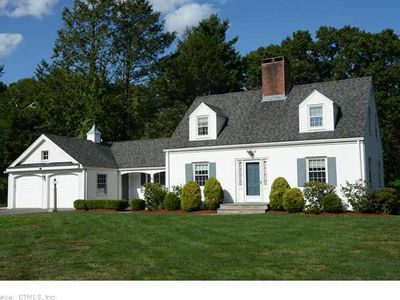 50 Waterside Ln, West Hartford, CT, 06107