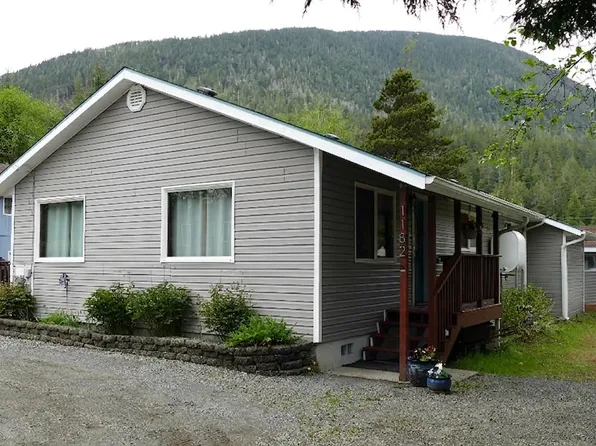 1182 Black Bear Rd, Ketchikan, AK 99901