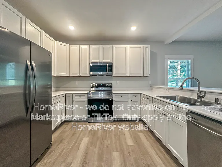 3618 Griffin Dr — Photo 10