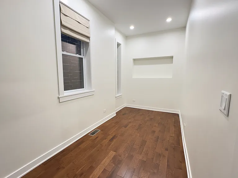 1529 N Maplewood Ave #1 — Photo 11