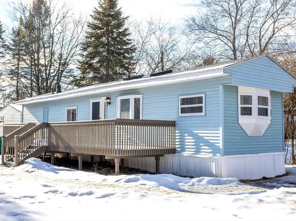 18 Maple St #14, Pepperell, MA 01463