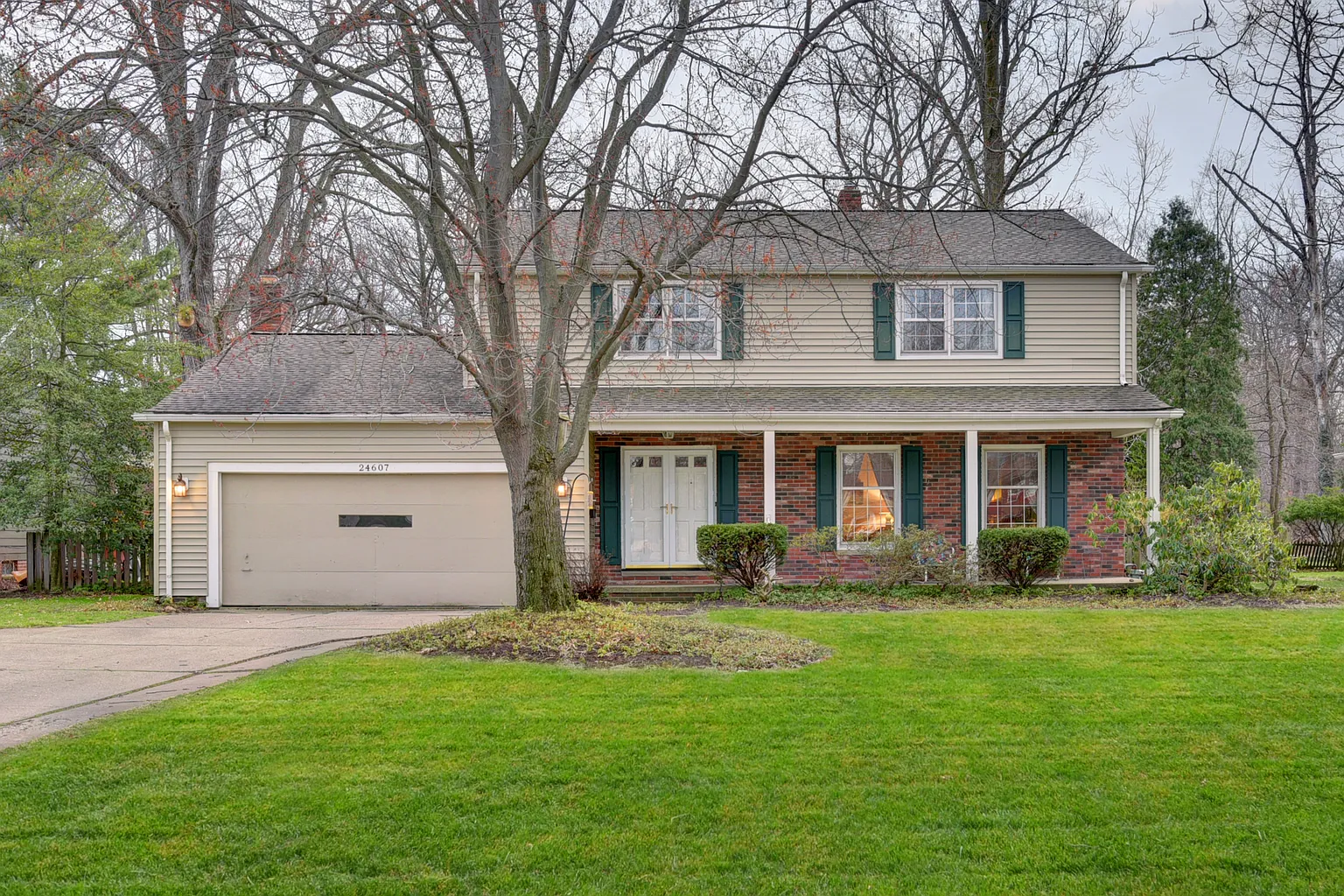 24607 Wolf Rd photo 1