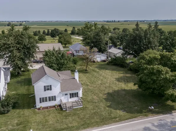 502 E North St, Danvers, IL 61732