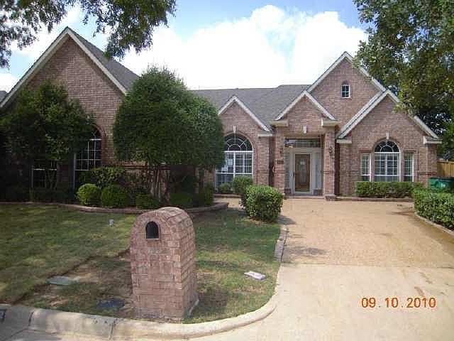 1st image of 2722 Creek Crossing Dr