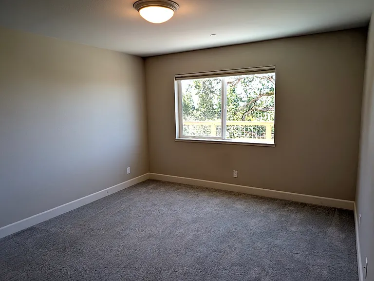 Gardenview Pl — Photo 9