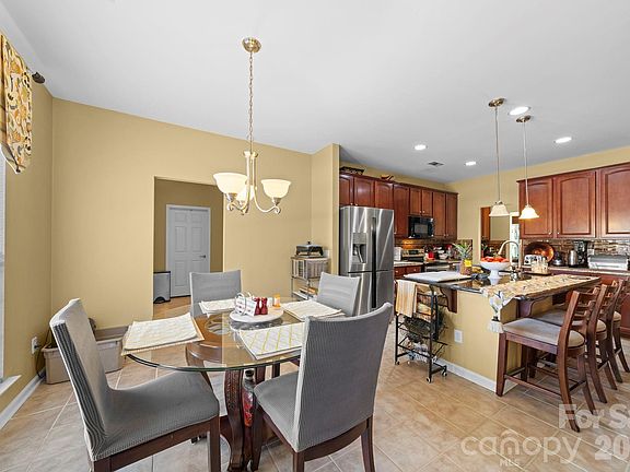 4th image of 9509 Gilead Grove Rd