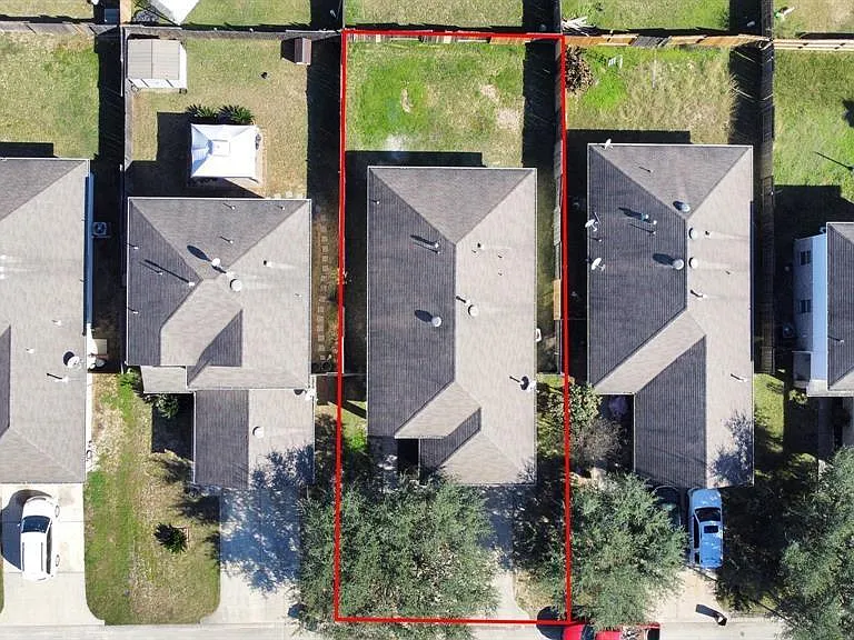 21826 Hemlock Park Dr — Photo 15