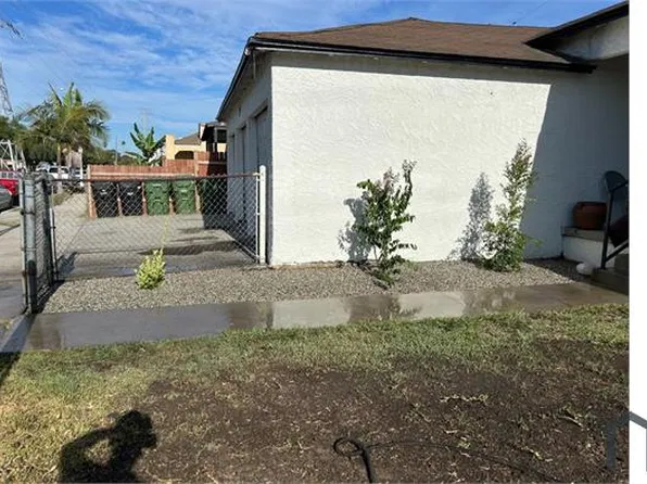 654 W 98th St, Los Angeles, CA 90044