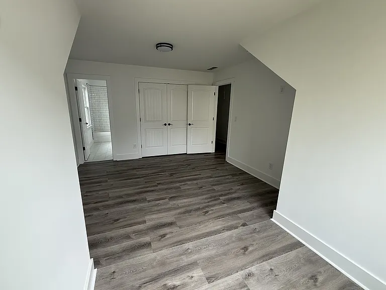 648 Liella Park SE — Photo 8