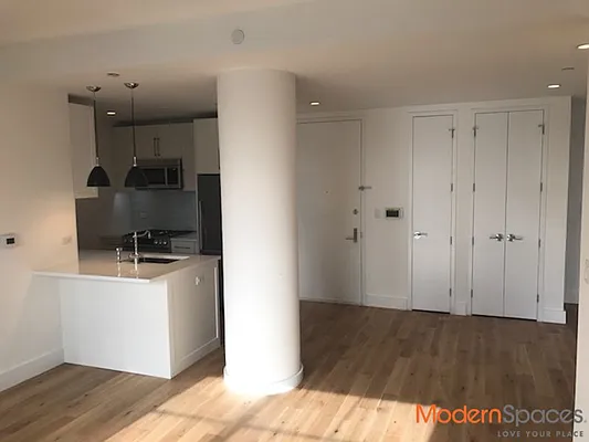 Rented by Modern Spaces | media 16