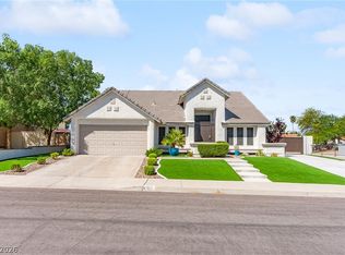 305 Redondo St, Henderson, NV 89014