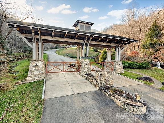 3rd image of 580 Freemont Dr Lot 80