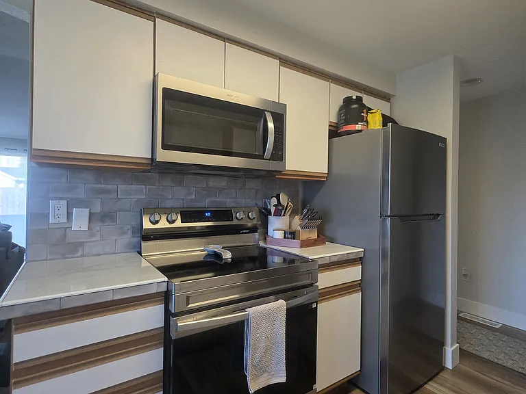 7024 Pierce Dr N — Photo 12