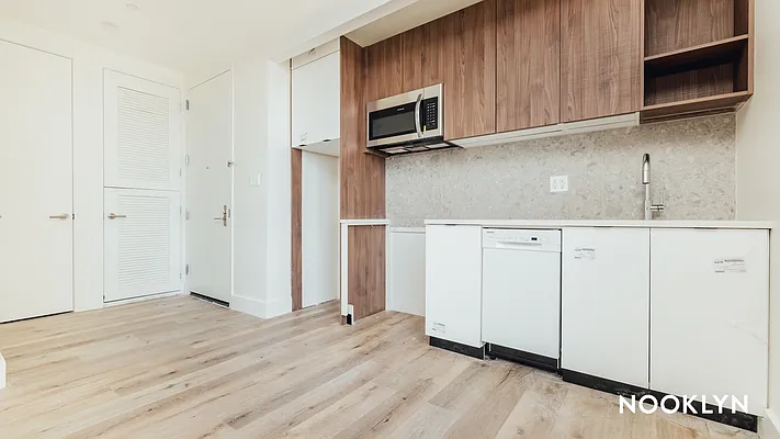 Rented by Nooklyn NYC LLC | media 76