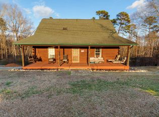 1558 Covington Rd, Dandridge, TN 37725