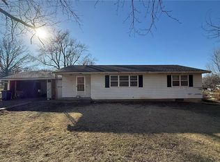 501 Locust St, Overbrook, KS 66524