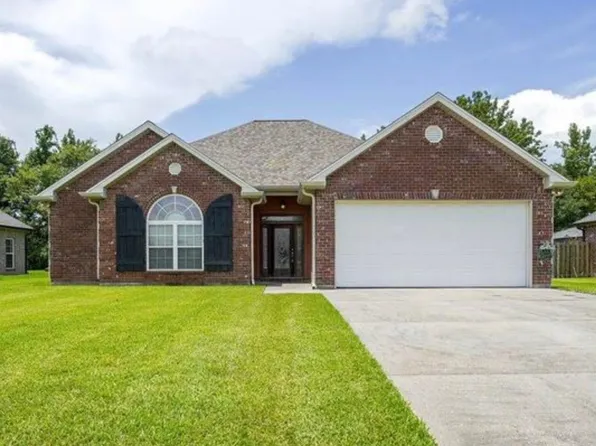 447 Sugar Trail St, Houma, LA 70364