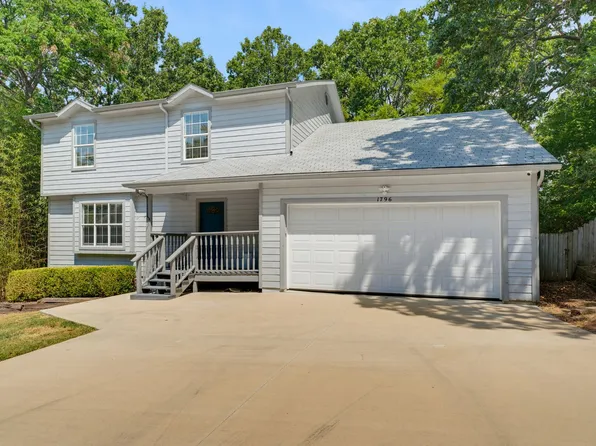 1796 W Berry St, Fayetteville, AR 72701