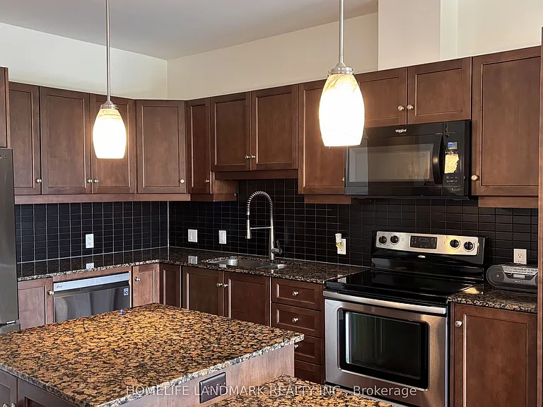 223 Erb St W #405 — Photo 12