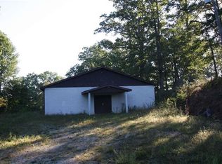 8130 Manor Dr, Ashland, KY 41102