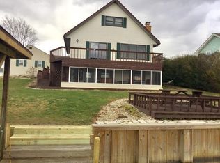 12156 Buckeye Point Dr NE, Millersport, OH