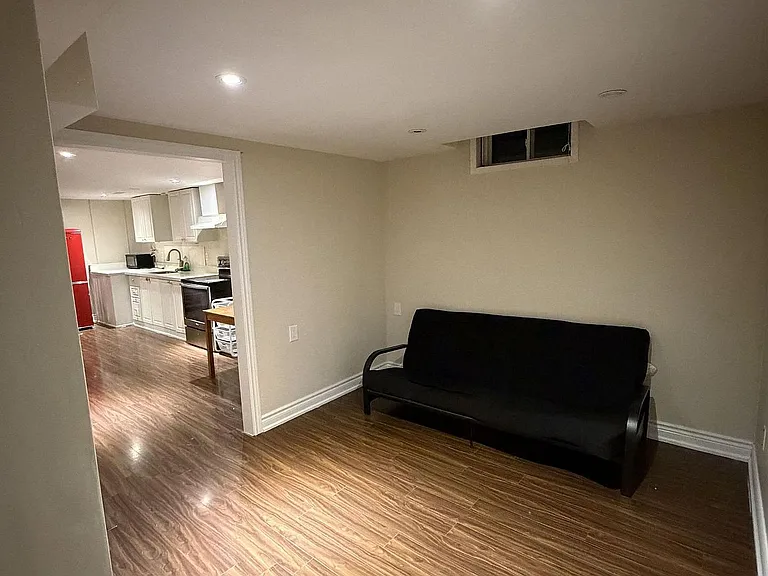 54 Beck Dr #BASEMENT — Photo 2