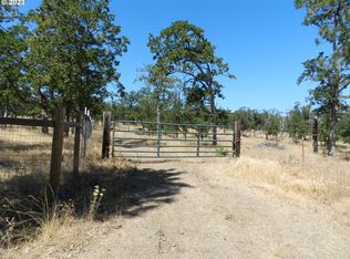 10152 Valley Dr #79, Dufur, OR 97021