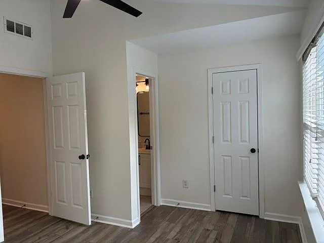 1044 Liberty Pkwy NW — Photo 30