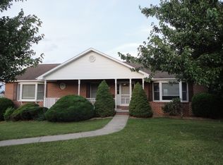 290 Westminister Dr, Fishersville, VA 22939