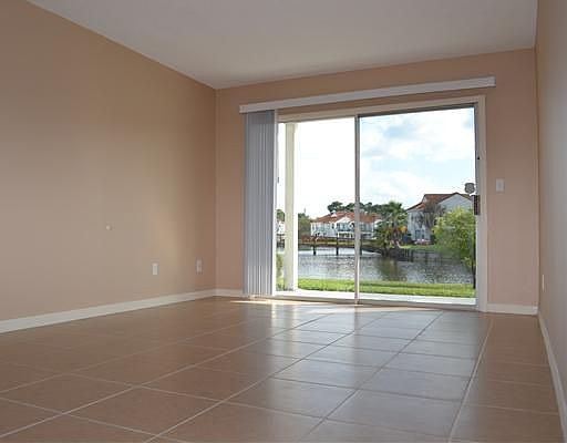 3rd image of 2528 Woodgate Blvd APT 104