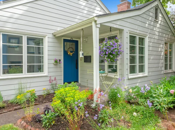 1865 Villard St, Eugene, OR 97403