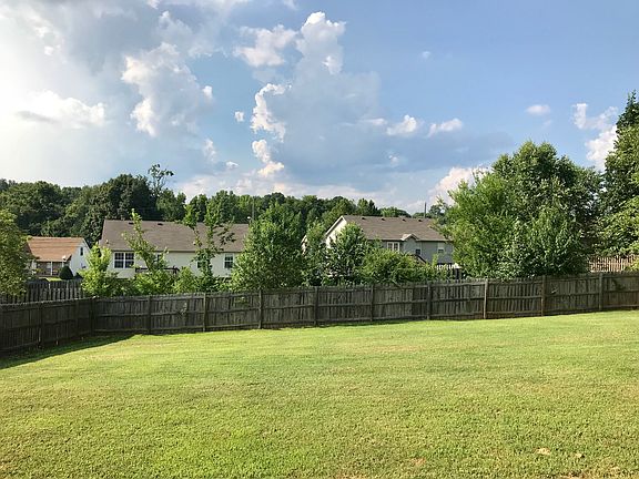 2nd image of 264 Harold Dr