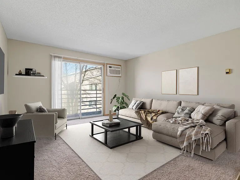 Two Bedroom C - 2 Bed / 2 Bath - 950 Sq.Ft.