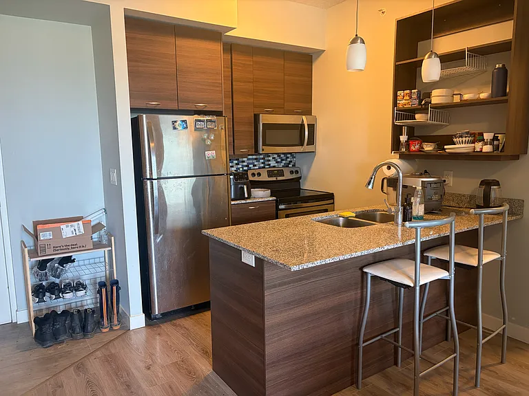 318 Spruce St #1708 — Photo 7