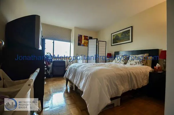 Rented by Metropolitan Property Group | media 2