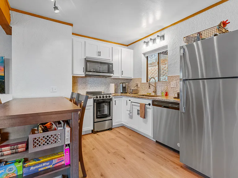 345 Lookout Dr #2 — Photo 10