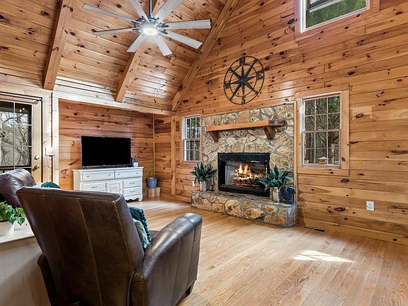 4th image of 290 Turkey Trot Rd