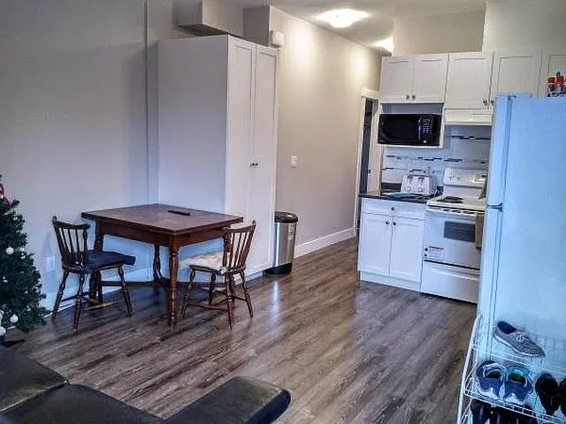 2 bed, 800 sqft, $2,000 — Photo 4