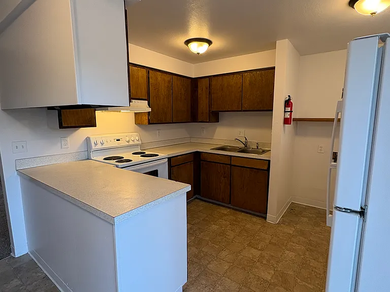 3105 W Cherry Ln #8 — Photo 2