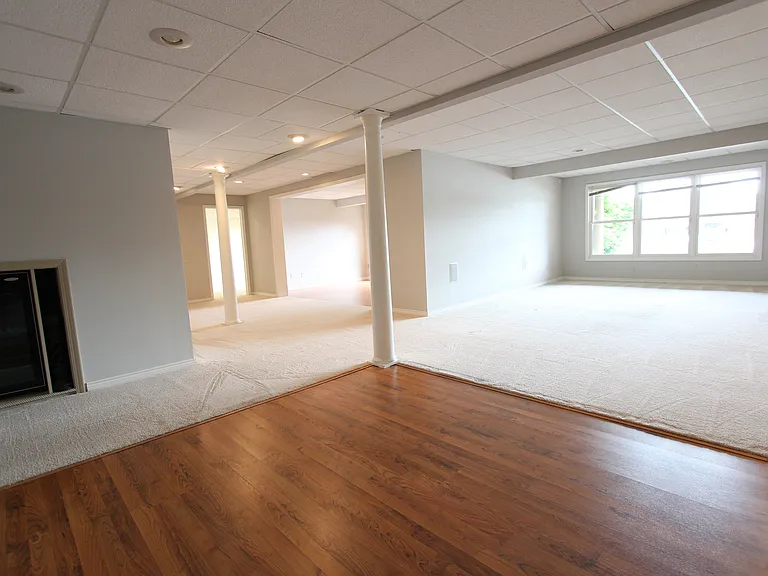 18547 Clairmont Cir E — Photo 22