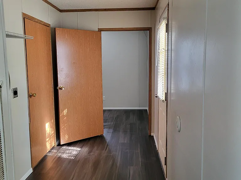 Hall/laundry area