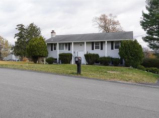 78 Star Mill Rd, Fishkill, NY 12524