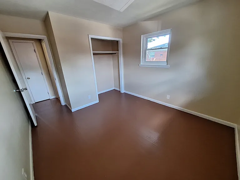 4302 Naomi Dr #3 — Photo 9