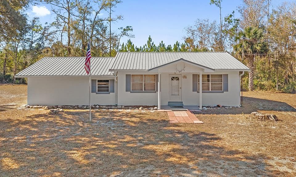 1st image of 504 SW 649th St