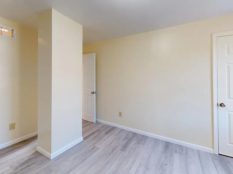83 Nash St — Photo 10