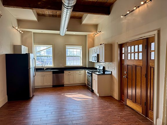 2nd image of 2 Ames St Floor 1